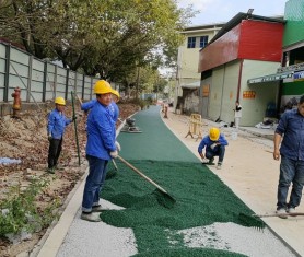 廣州黃埔開達路市政道路【彩色透水瀝青】正式開始施工！