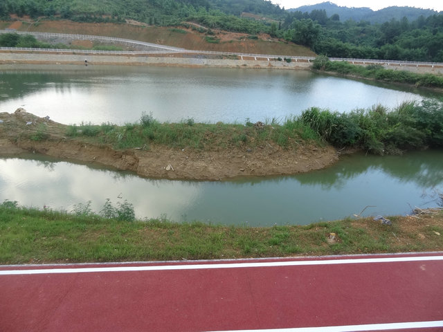 透水混凝土養護