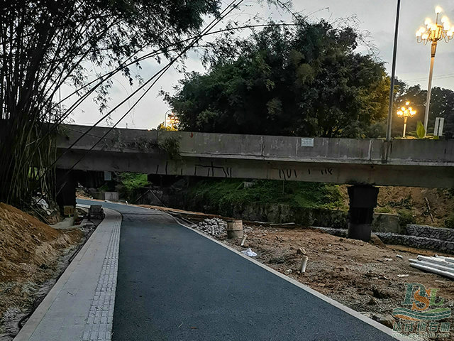 廣汕路長(zhǎng)坪高速口05.jpg